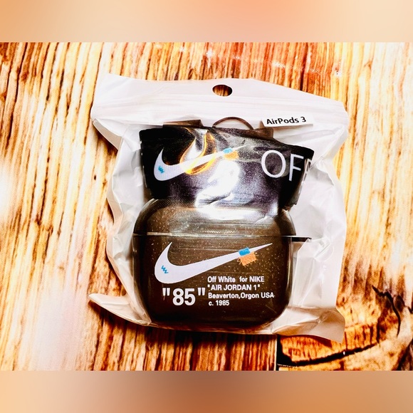 Nike OFF WHITE design Protective case for AirPods3: Black - Picture 11 of 11